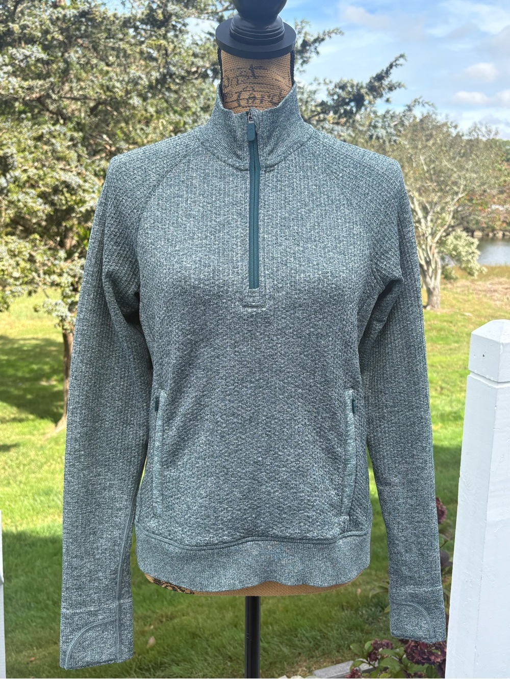 Lululemon Engineered Warmth Half-Zip P to P 19.5 Green
